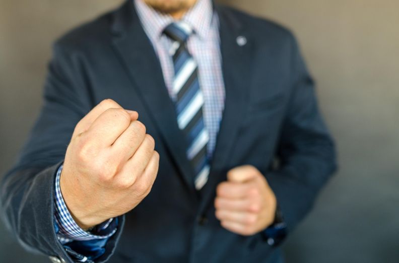 有事相问：“服装库存财务软件哪个好？”