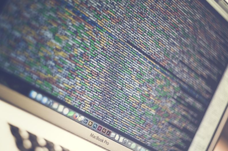 ```json    什么样的数字用于财务软件上，财务软件上数字如何导入
