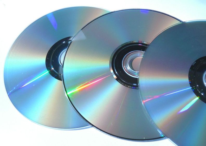     财务软件数据备份 容量是多少 数据备份容量超大，彻底杜绝数据丢失风险！