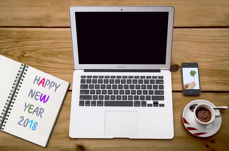 代账会计电脑做账软件有哪些软件可以用 室友问：你知道哪款代账会计电脑做账软件适合小公司？