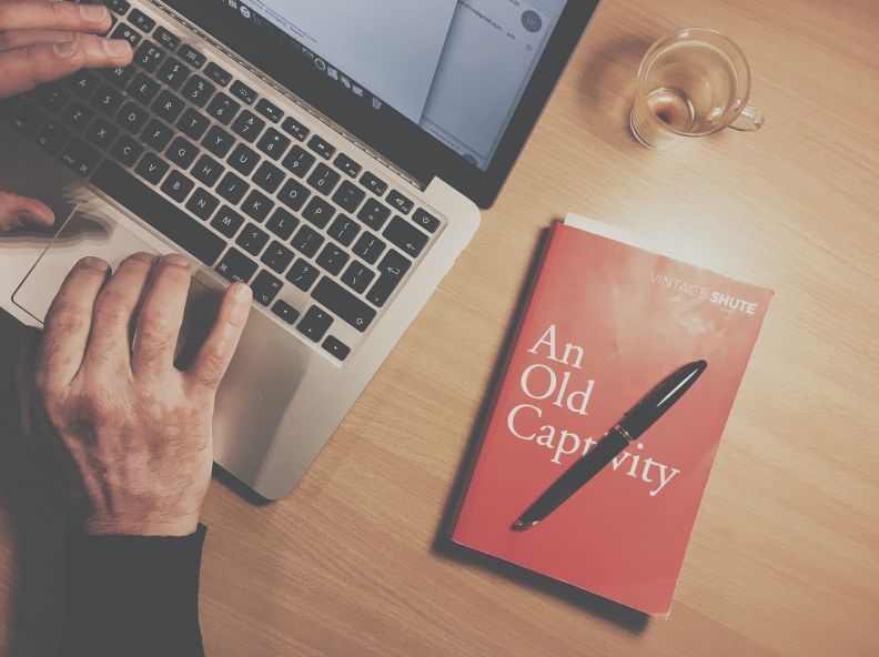 百威进销存哪个系统好用 找到了！百威进销存系统让你的生意简单不简单