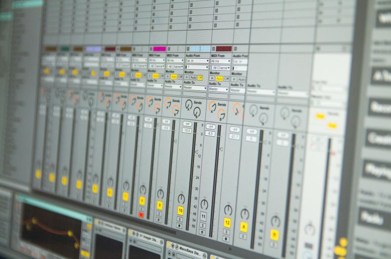 选择低价代理记账软件有哪些 2024必备低价代理记账软件选择技巧，避免常见误区