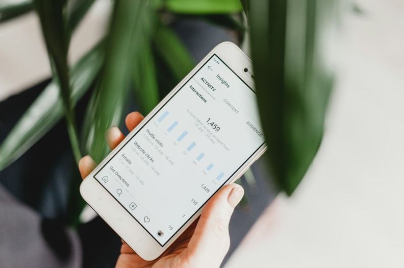 电脑上记账开单软件哪个好 提升办公效率必备：2024电脑记账开单软件详细对比