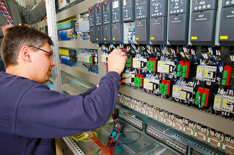 钢材行业记账软件有哪些好用 5款钢材行业专用记账软件助你提升财务管理效率